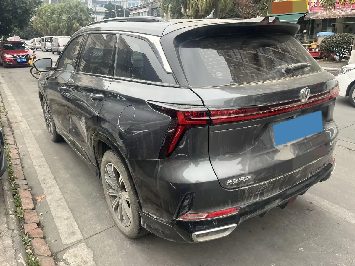 2023 ChangAn CS75 Plus 1.5T 188HP L4 8AT,autocango,china used car exporter,china ev exporter,chinese used car exporter,chinese used ev exporter