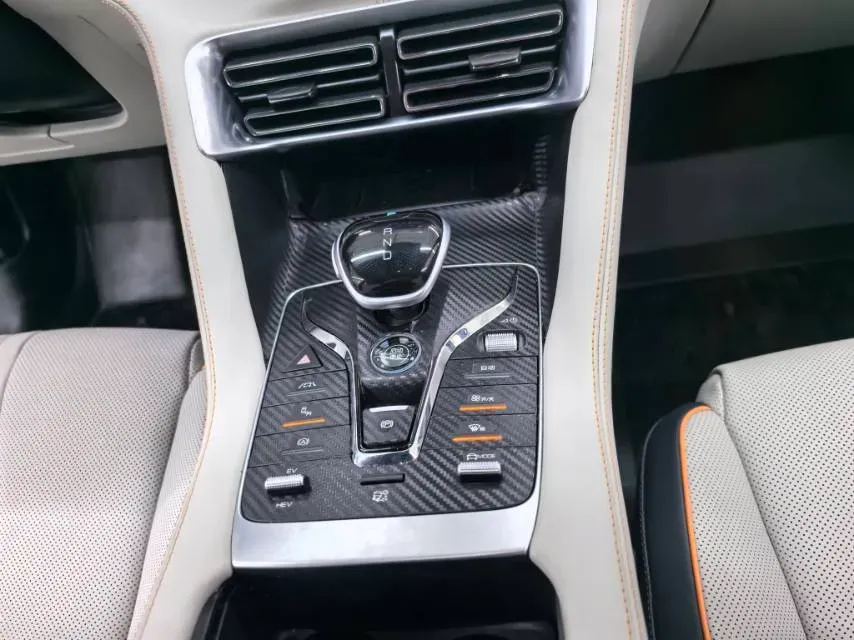 2022 Hyundai Tucson 2.0L 150HP L4 6AT Hybrid,autocango,china used car exporter,china ev exporter,chinese used car exporter,chinese used ev exporter