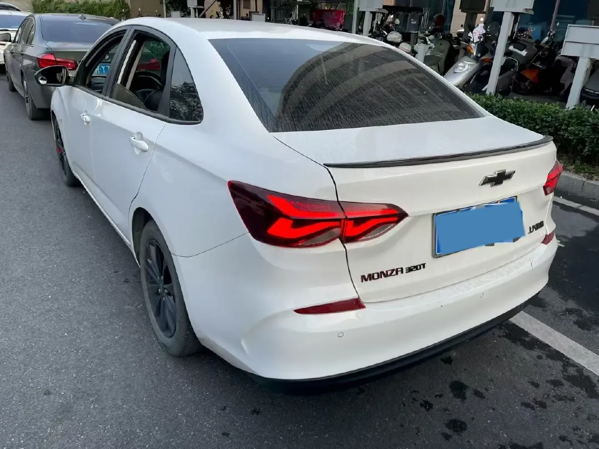 2022 Chevrolet Monza 1.0T 125HP L3 6DCT,autocango,china used car exporter,china ev exporter,chinese used car exporter,chinese used ev exporter
