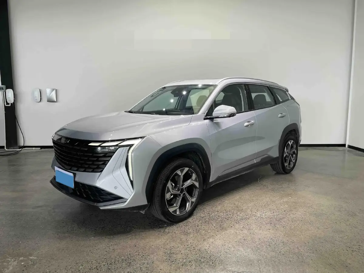 2023 Geely StarRay 1.5T 181HP L4 7DCT