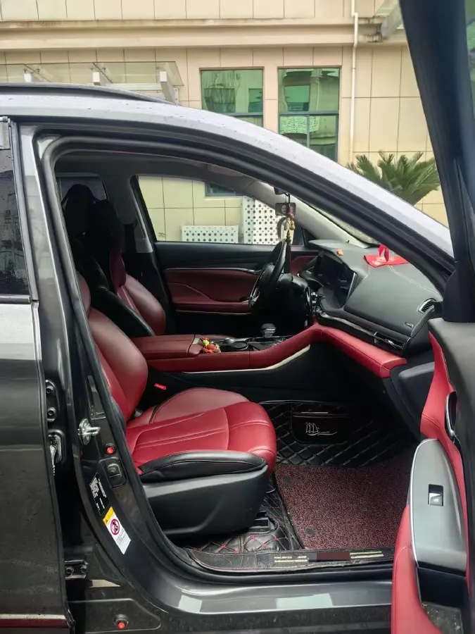 2020 ChangAn CS75 Plus 2.0T 233HP L4 8AT,autocango,china used car exporter,china ev exporter,chinese used car exporter,chinese used ev exporter