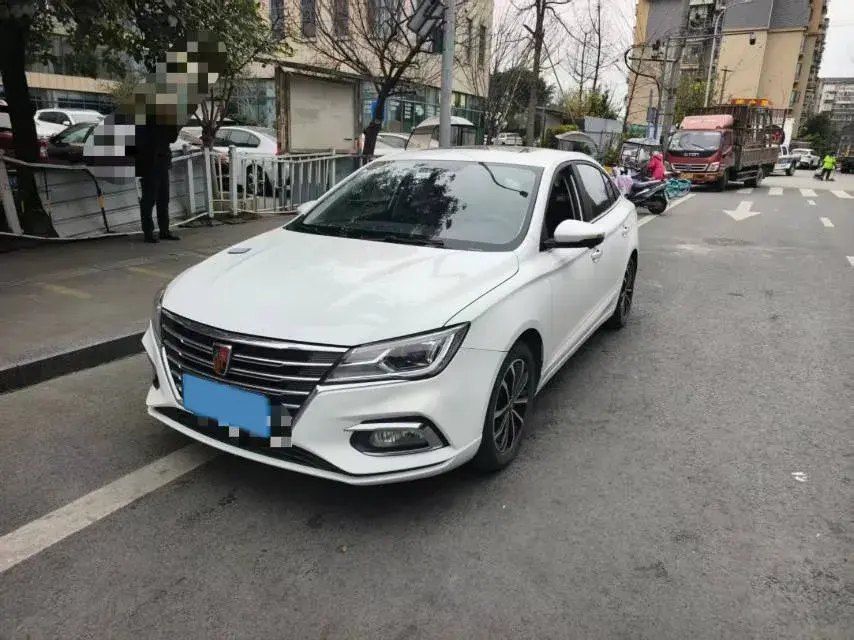 2020 Roewe i5 1.5L 120HP L4 CVT