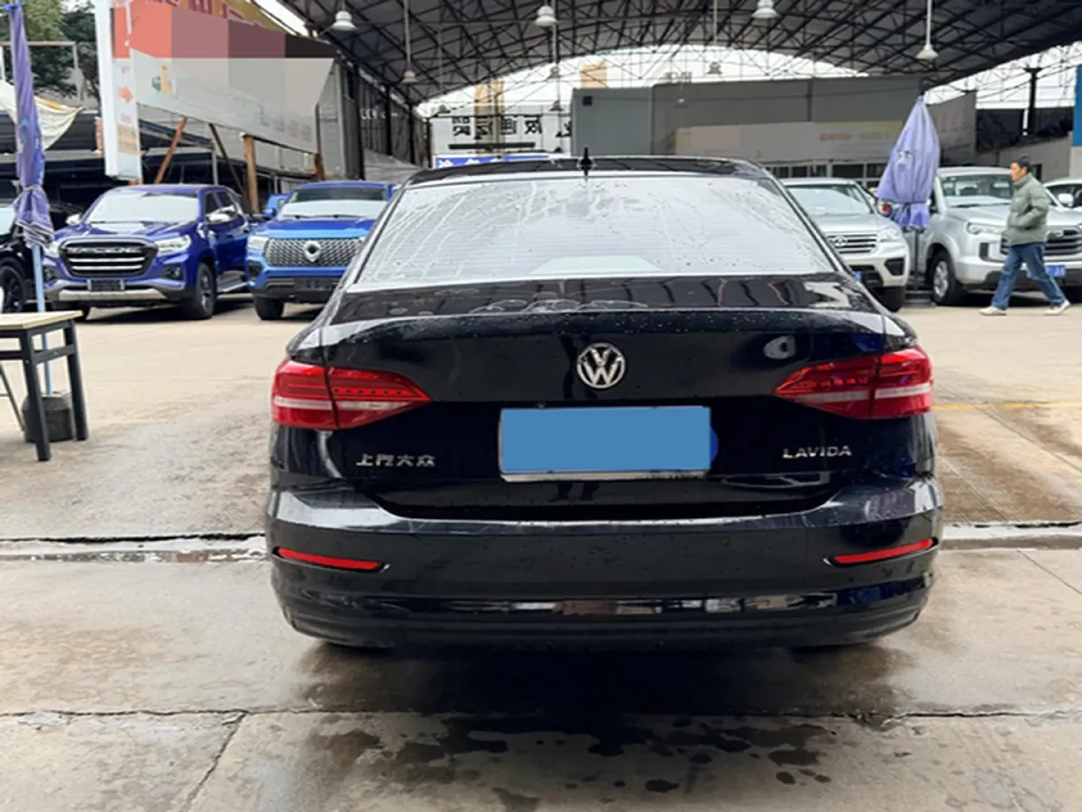 2018 Landwind XiaoYao 1.5T 163HP L4 CVT,autocango,china used car exporter,china ev exporter,chinese used car exporter,chinese used ev exporter