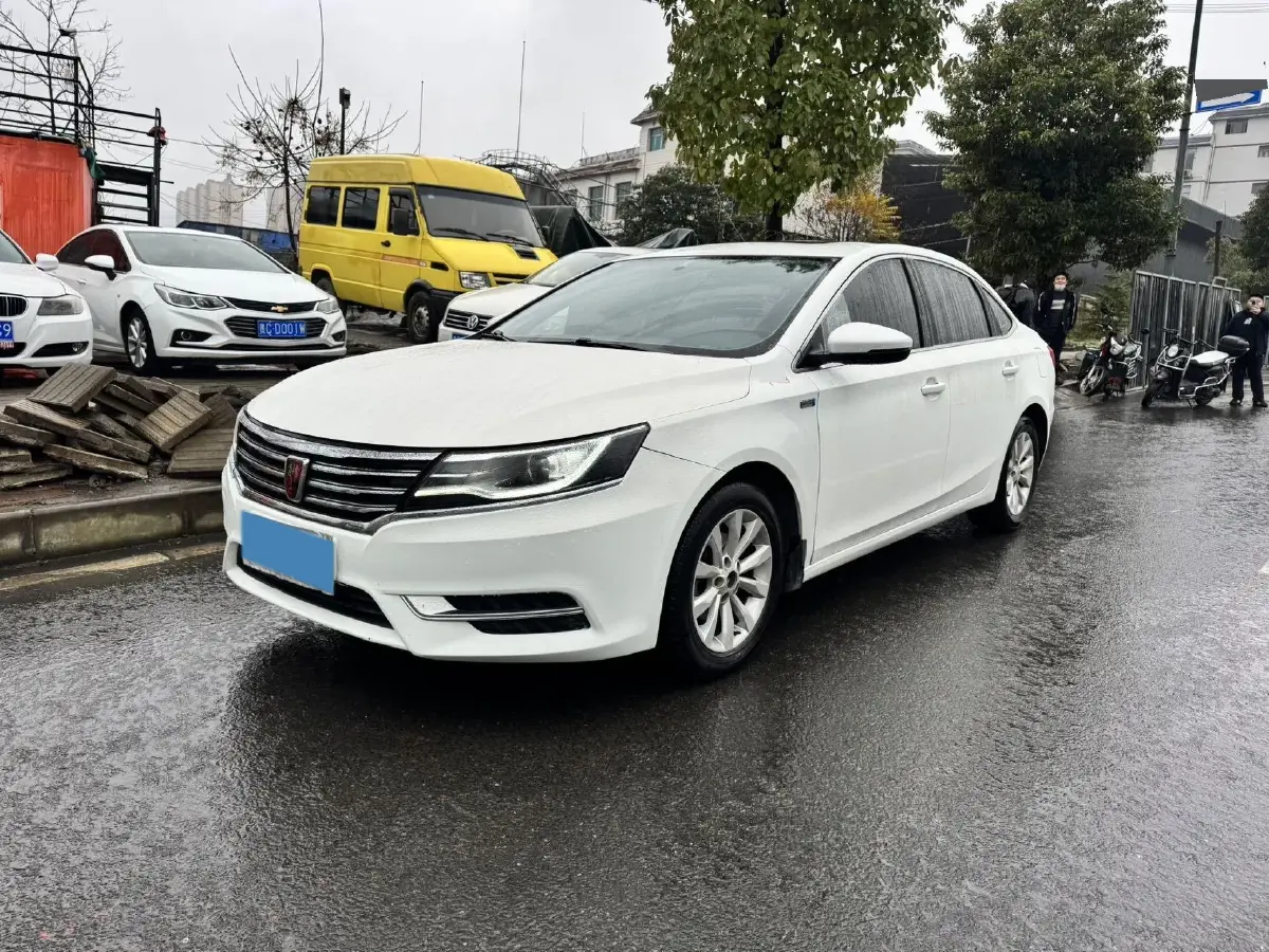 2017 Roewe i6 1.0T 125HP L3 7DCT