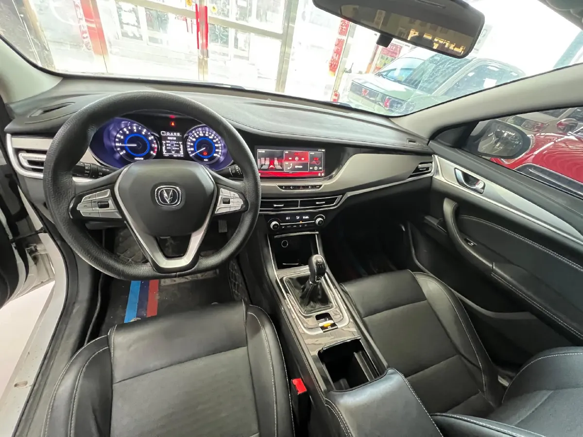 2019 ChangAn Eado 1.6L 128HP L4 5MT,autocango,china used car exporter,china ev exporter,chinese used car exporter,chinese used ev exporter