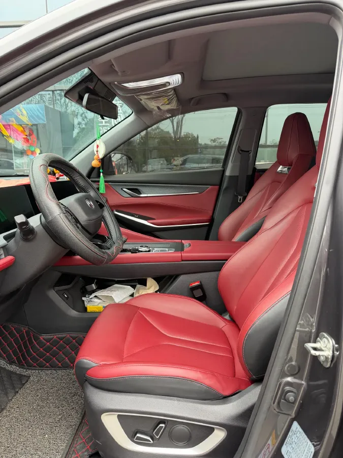 2022 ChangAn CS75 Plus 1.5T 188HP L4 8AT,autocango,china used car exporter,china ev exporter,chinese used car exporter,chinese used ev exporter