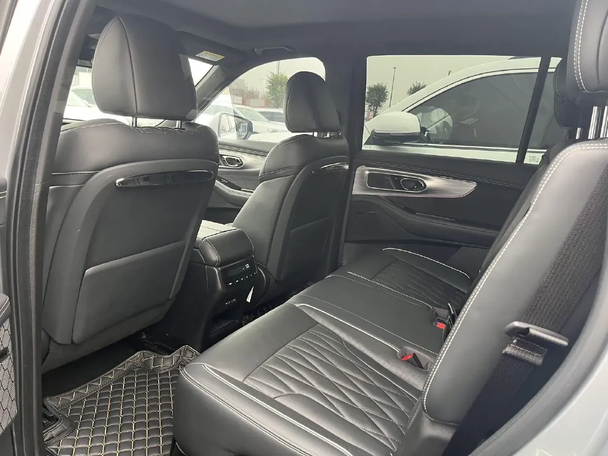 2022 GAC Trumpchi GS8 2.0T 190HP L4 E-CVT Hybrid,autocango,china used car exporter,china ev exporter,chinese used car exporter,chinese used ev exporter