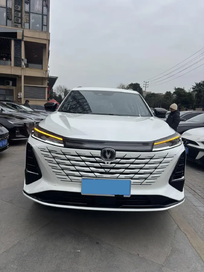 2024 ChangAn CS75 1.5T 188HP L4 7DCT,autocango,china used car exporter,china ev exporter,chinese used car exporter,chinese used ev exporter