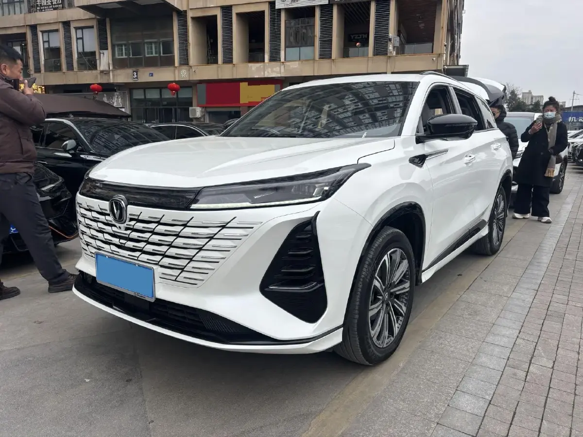 2024 ChangAn CS75 1.5T 188HP L4 7DCT