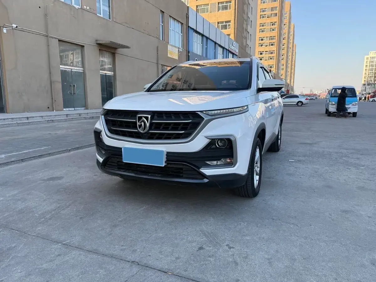 2019 BaoJun 530 1.5T 150HP L4 6MT