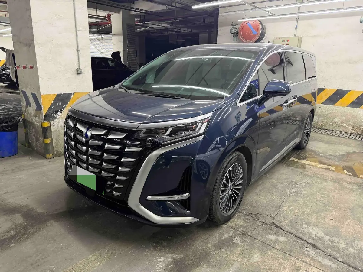 2024 Denza D9 1.5T 139HP L4 E-CVT PHEV 40KWH