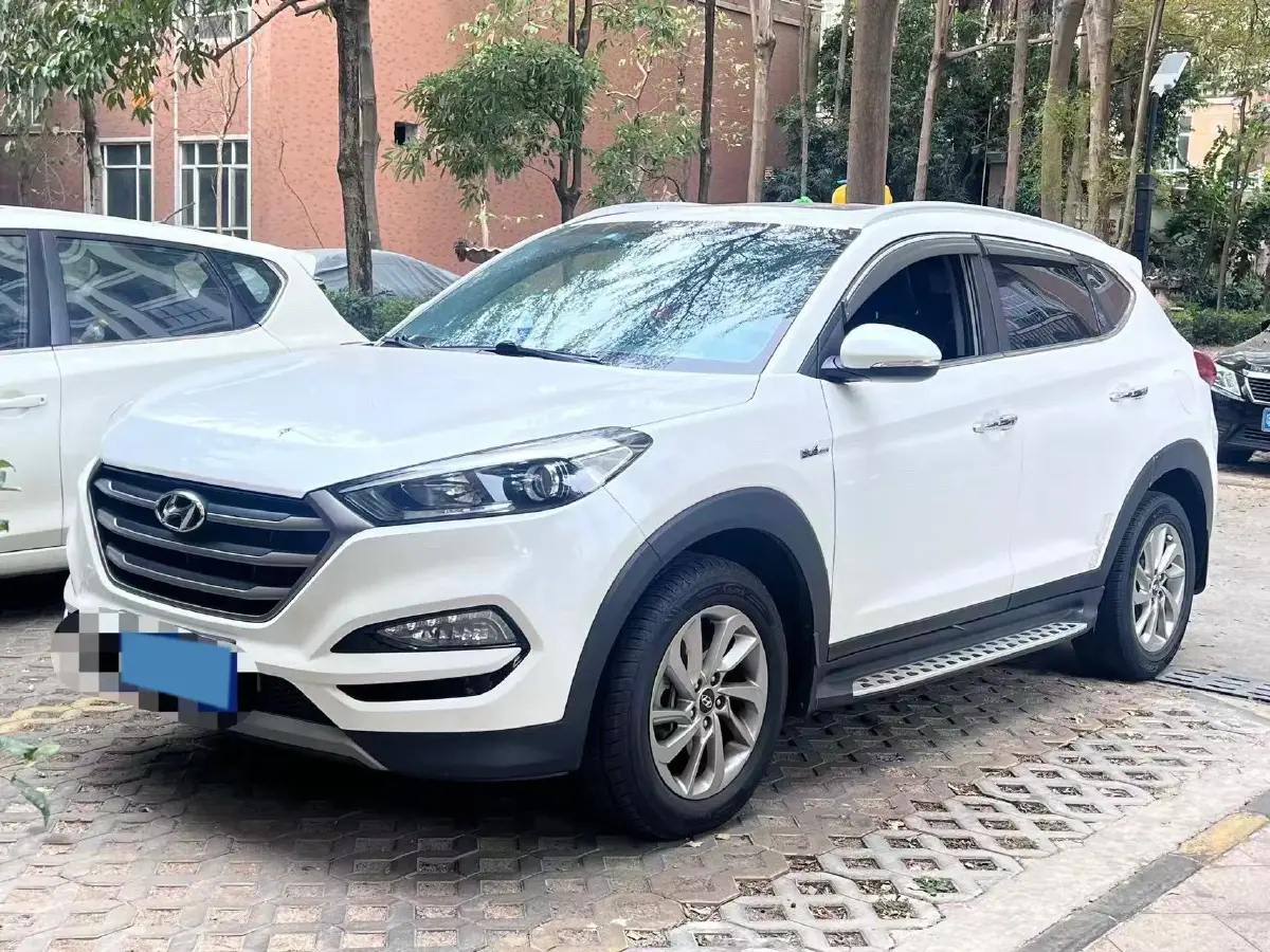 2015 Hyundai Tucson 1.6T 177HP L4 7DCT