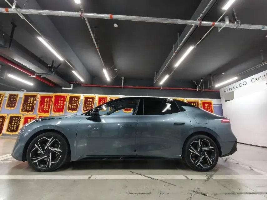 2024 LYNK&CO 07 EM-P 1.5T 163HP L4 3DHT PHEV 18.99KWH,autocango,china used car exporter,china ev exporter,chinese used car exporter,chinese used ev exporter