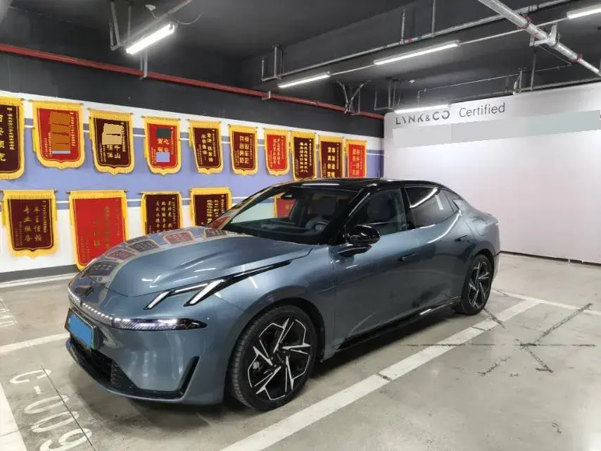 2024 LYNK&CO 07 EM-P 1.5T 163HP L4 3DHT PHEV 18.99KWH