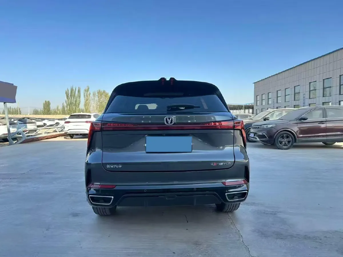 2024 ChangAn CS75 Plus 2.0T 233HP L4 8AT,autocango,china used car exporter,china ev exporter,chinese used car exporter,chinese used ev exporter