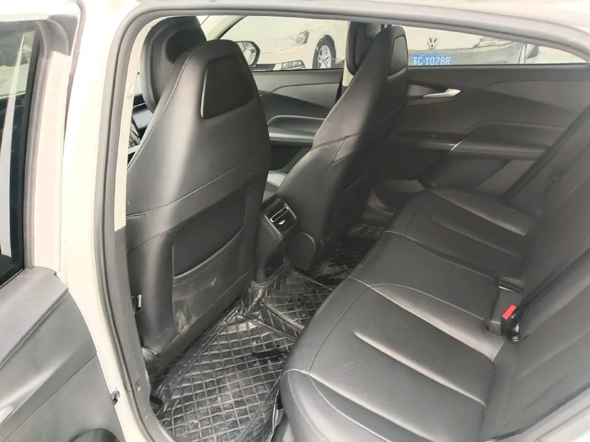 2023 ChangAn Lamore 1.5T 170HP L4 7DCT,autocango,china used car exporter,china ev exporter,chinese used car exporter,chinese used ev exporter