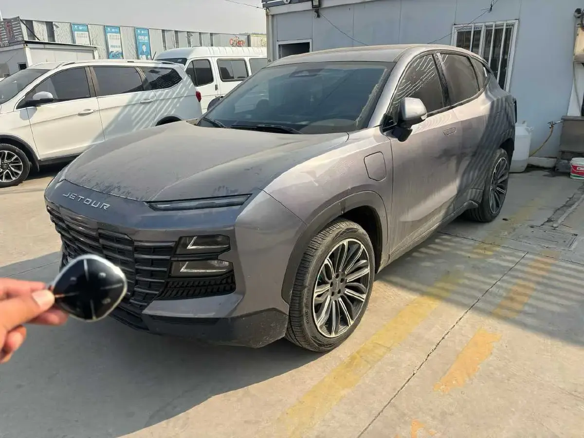 2022 Jetour DASHING i-DM 1.5T 156HP L4 3DHT PHEV 19.27KWH