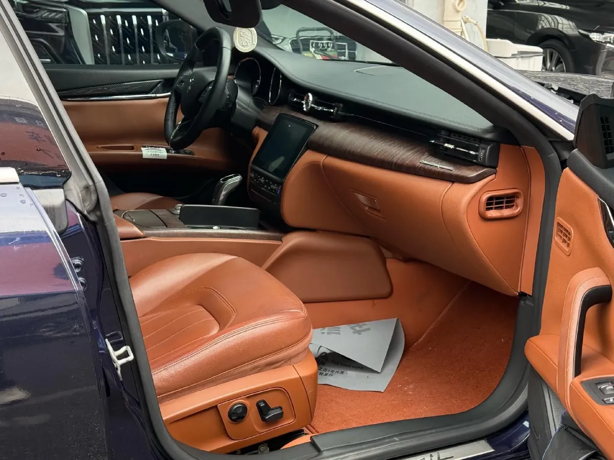 2018 Maserati Quattroporte 3.0T 350HP V6 8AT,autocango,china used car exporter,china ev exporter,chinese used car exporter,chinese used ev exporter