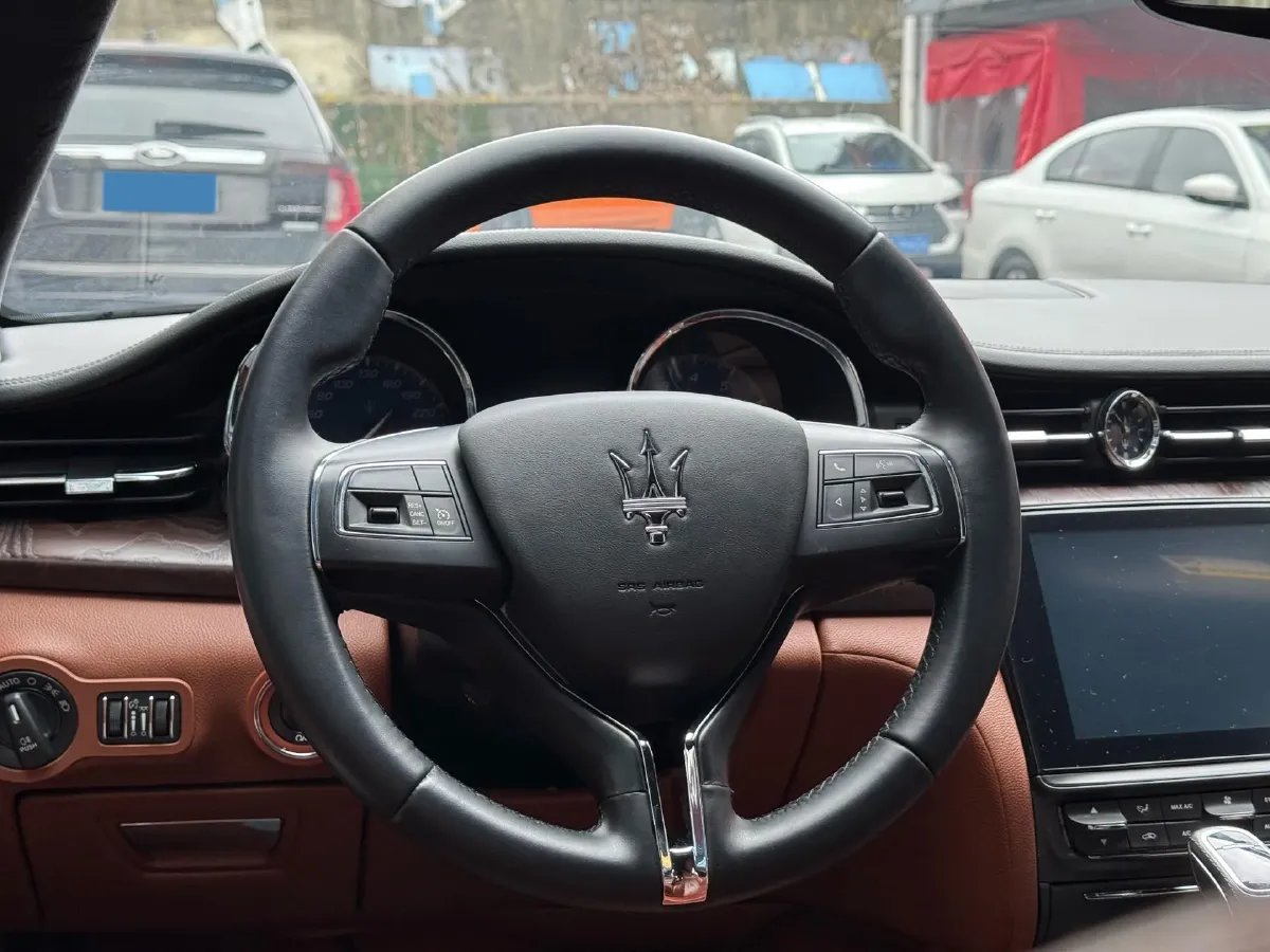 2018 Maserati Quattroporte 3.0T 350HP V6 8AT,autocango,china used car exporter,china ev exporter,chinese used car exporter,chinese used ev exporter