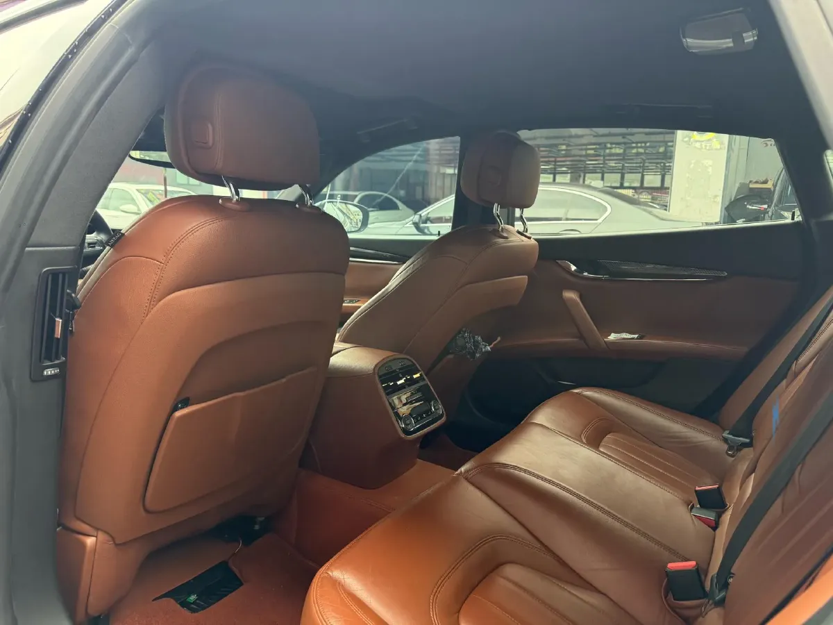 2018 Maserati Quattroporte 3.0T 350HP V6 8AT,autocango,china used car exporter,china ev exporter,chinese used car exporter,chinese used ev exporter