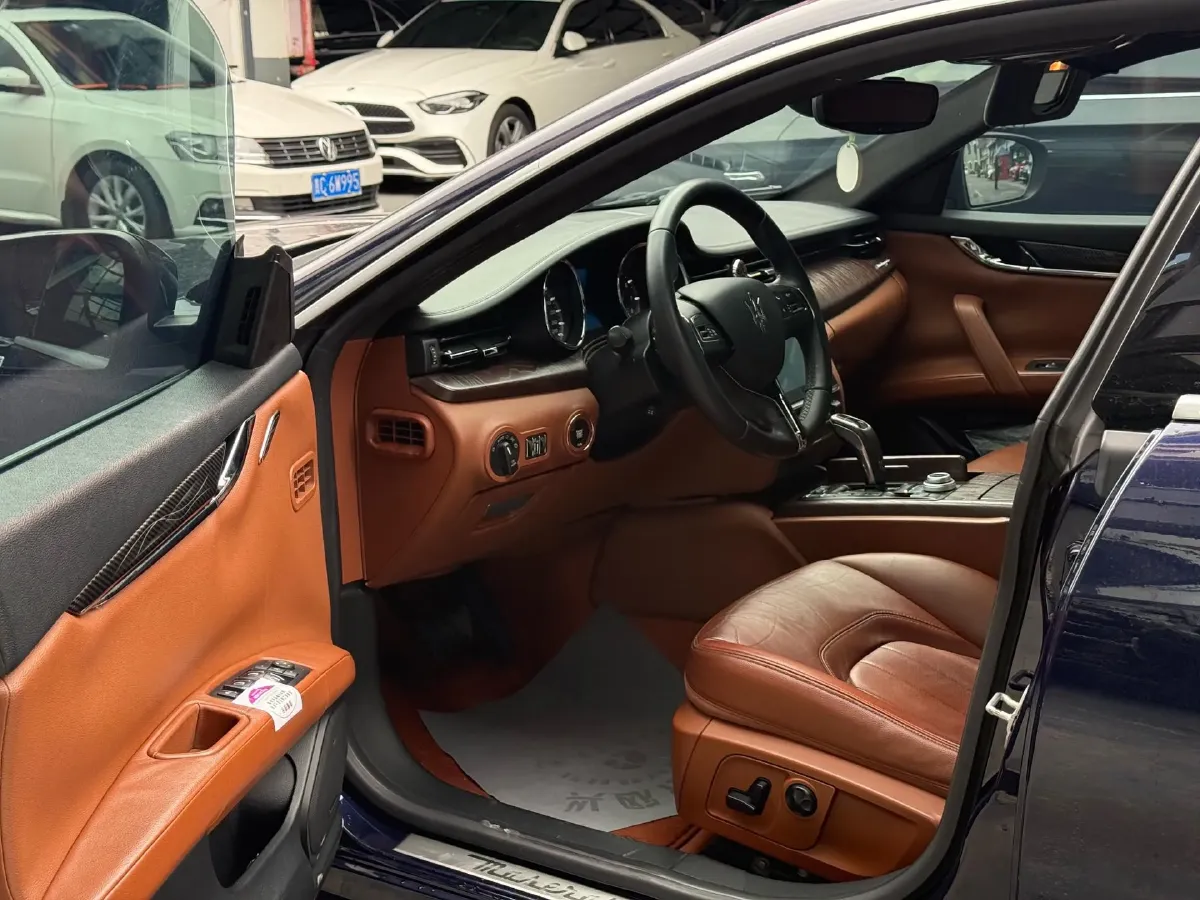 2018 Maserati Quattroporte 3.0T 350HP V6 8AT,autocango,china used car exporter,china ev exporter,chinese used car exporter,chinese used ev exporter