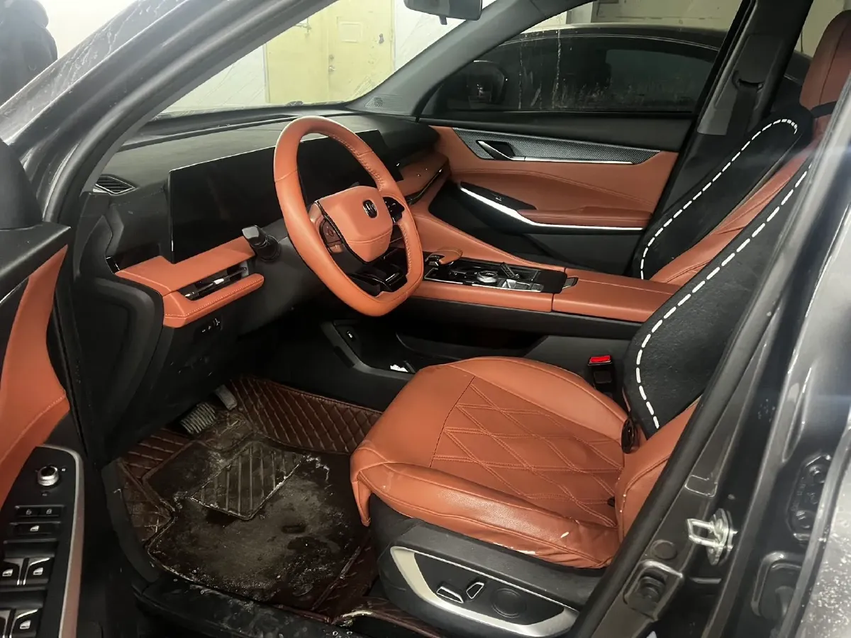 2023 ChangAn CS75 Plus 1.5T 188HP L4 8AT,autocango,china used car exporter,china ev exporter,chinese used car exporter,chinese used ev exporter