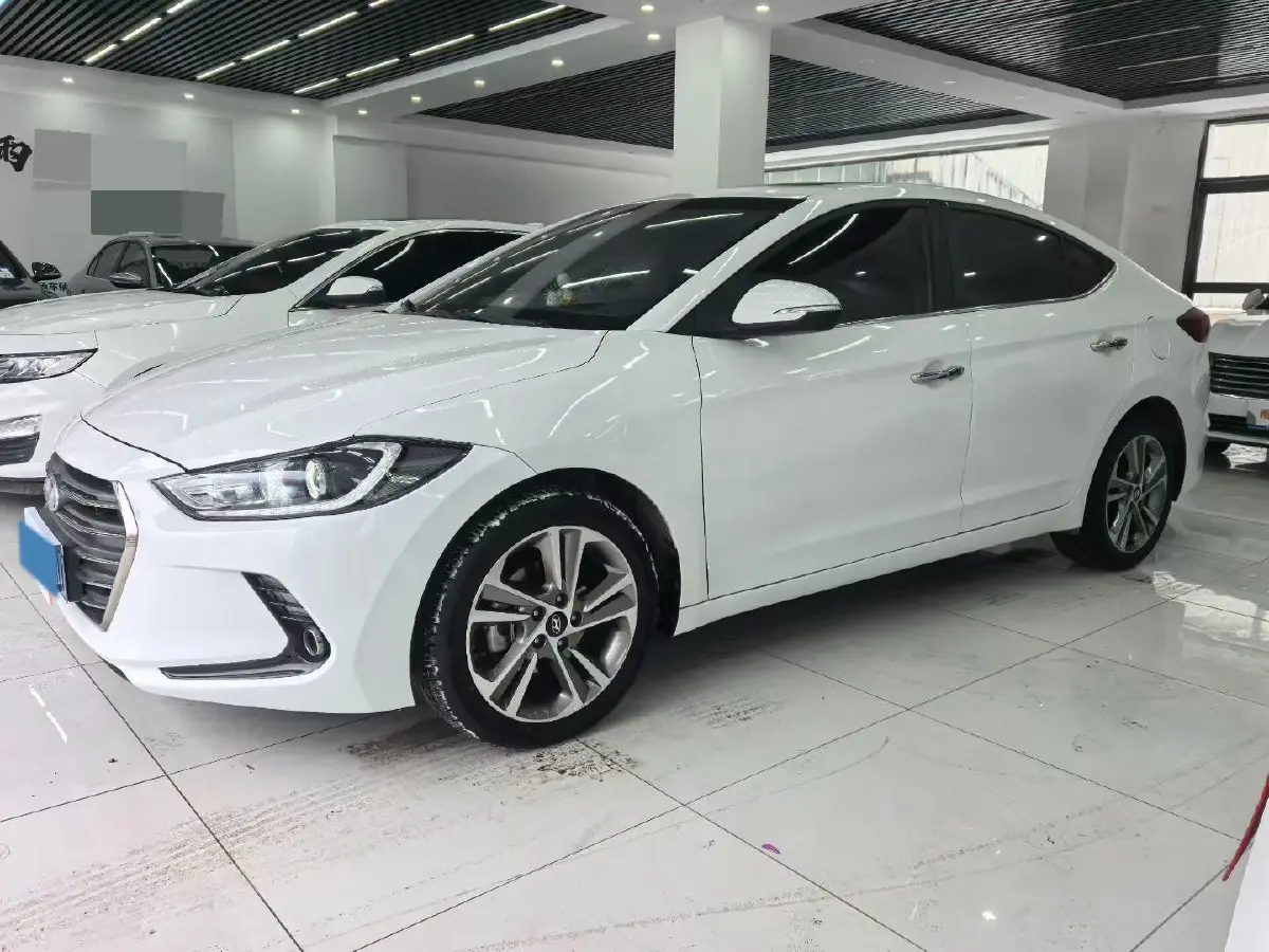 2016 Hyundai Elantra 1.6L 130HP L4 6AT