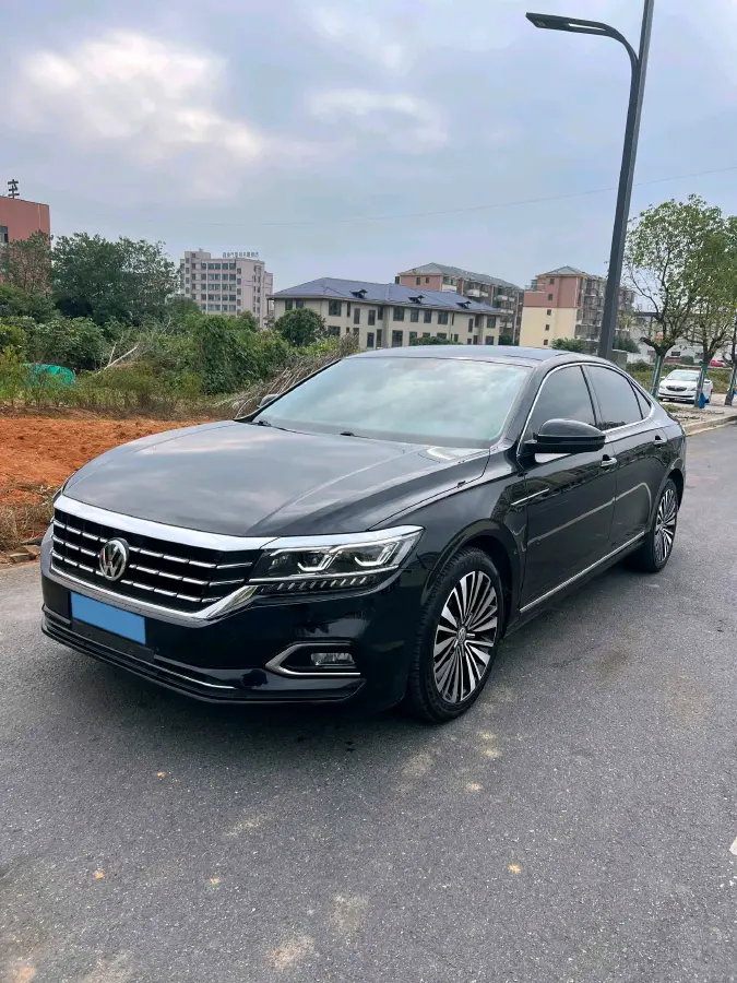 2020 Volkswagen Passat 2.0T 186HP L4 7DCT