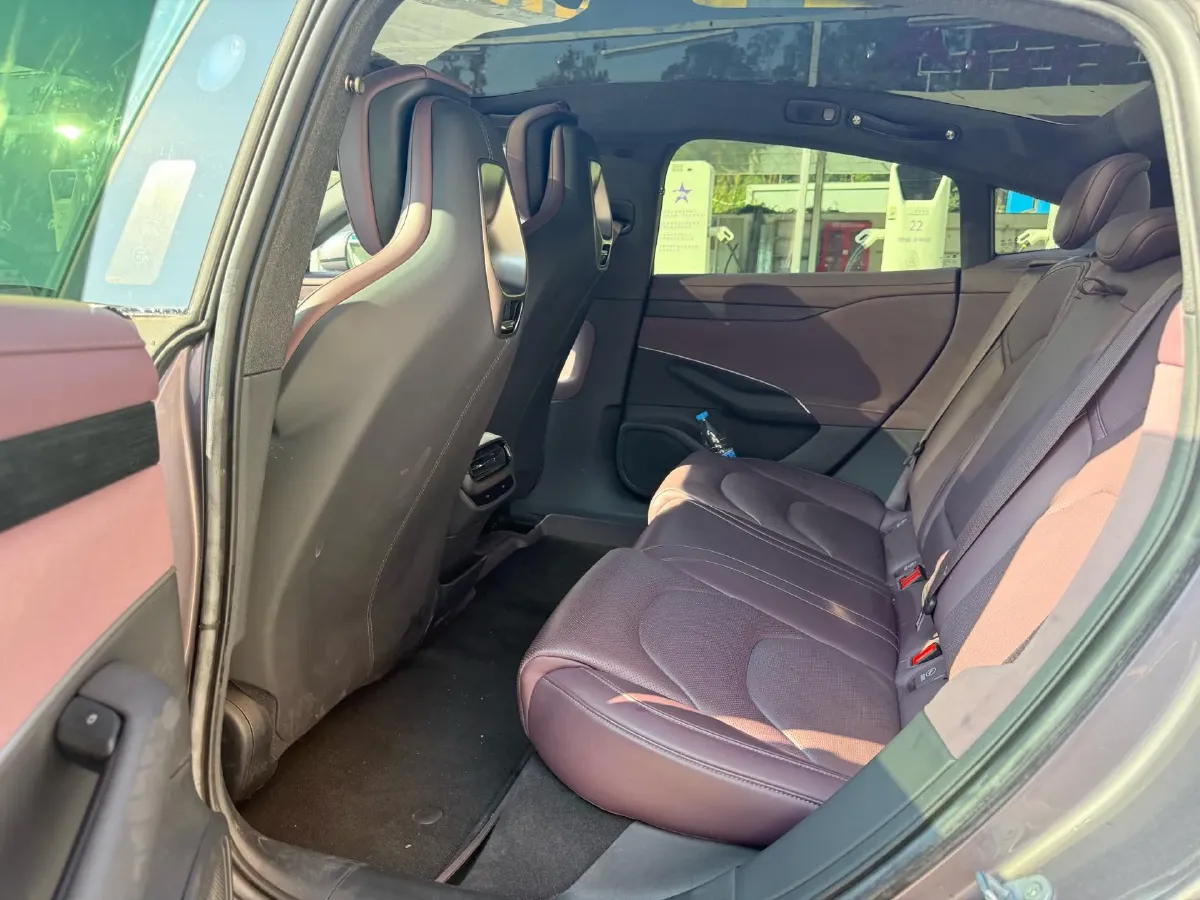 2024 MI SU7 BEV 94.3KWH,autocango,china used car exporter,china ev exporter,chinese used car exporter,chinese used ev exporter