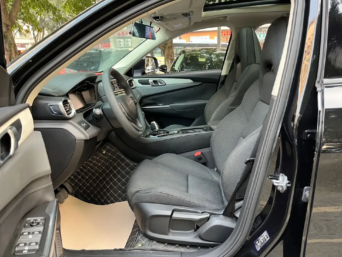 2019 Renault Kadjar 2.0L 154HP L4 CVT,autocango,china used car exporter,china ev exporter,chinese used car exporter,chinese used ev exporter