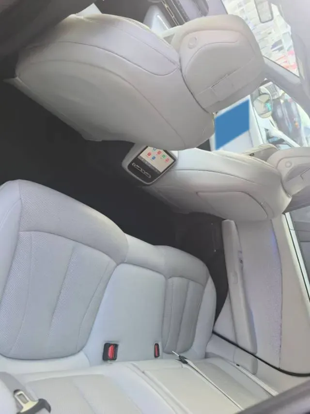 2024 Xpeng P7+ BEV 60.7KWH,autocango,china used car exporter,china ev exporter,chinese used car exporter,chinese used ev exporter