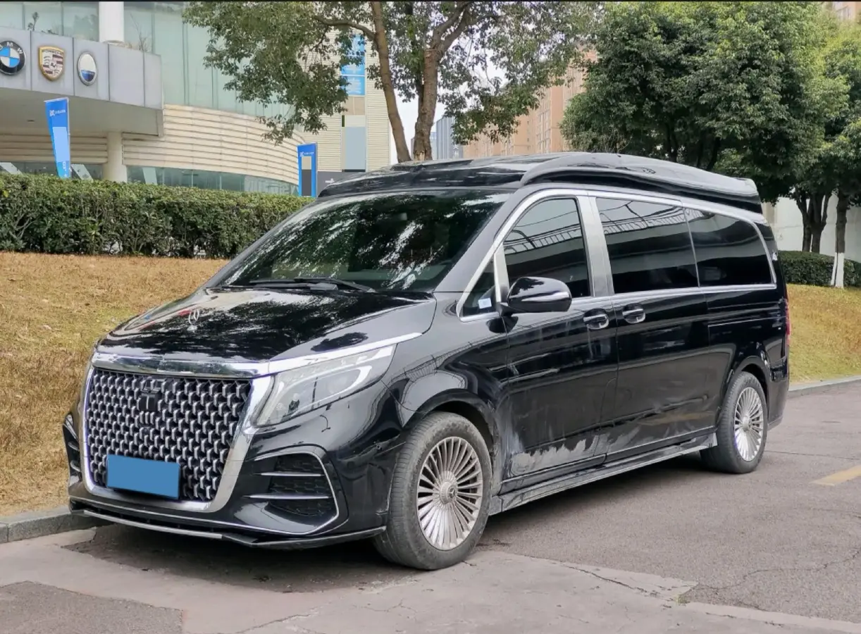 2021 Mercedes-Benz V Class 2.0T 211HP L4 9AT
