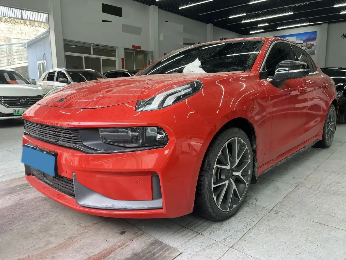 2019 LYNK&CO 03 2.0T 190HP L4 6AT