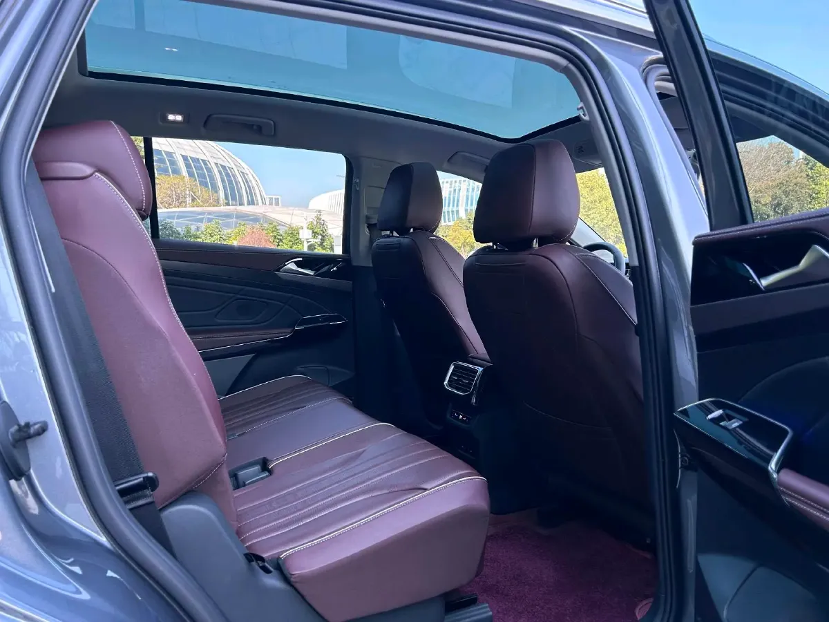 2023 Volkswagen ID.6 X BEV 83.4KWH,autocango,china used car exporter,china ev exporter,chinese used car exporter,chinese used ev exporter