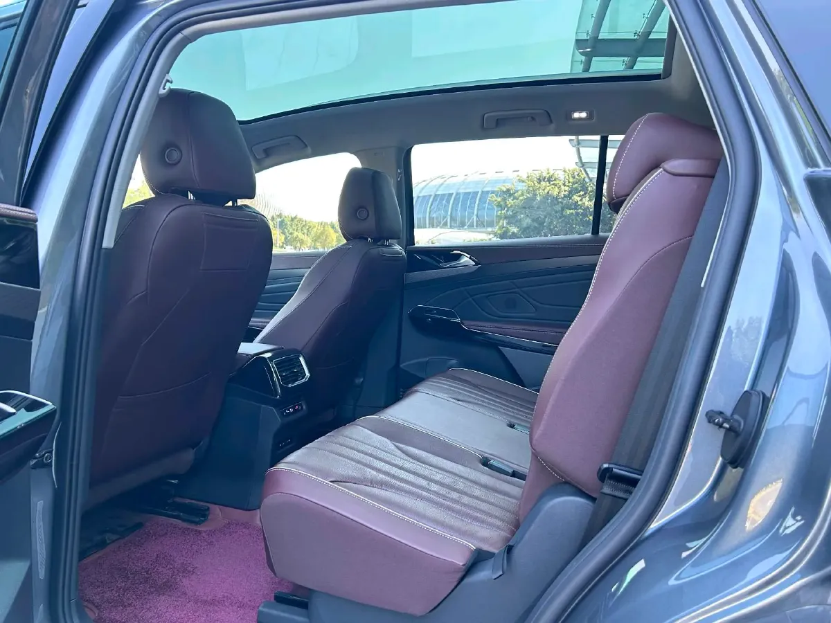 2023 Volkswagen ID.6 X BEV 83.4KWH,autocango,china used car exporter,china ev exporter,chinese used car exporter,chinese used ev exporter