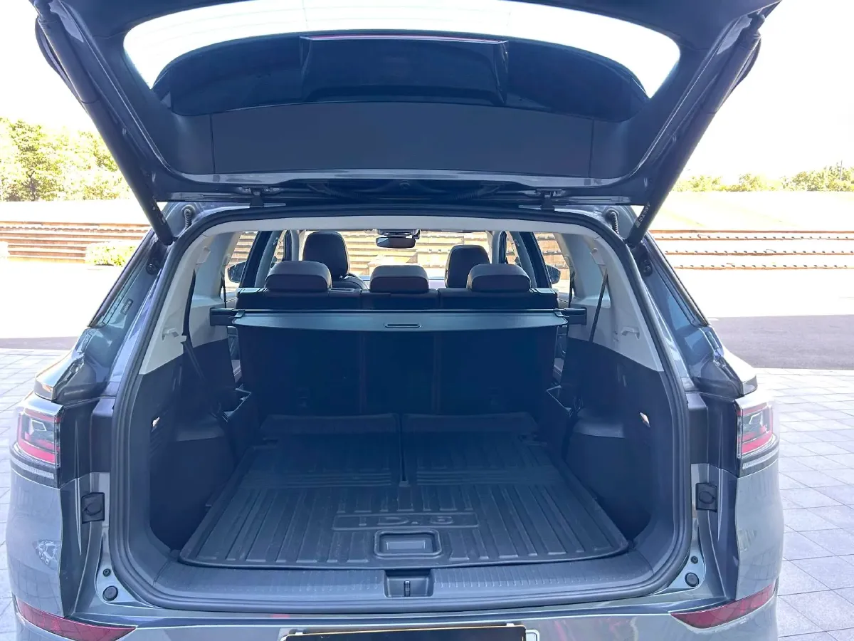 2023 Volkswagen ID.6 X BEV 83.4KWH,autocango,china used car exporter,china ev exporter,chinese used car exporter,chinese used ev exporter