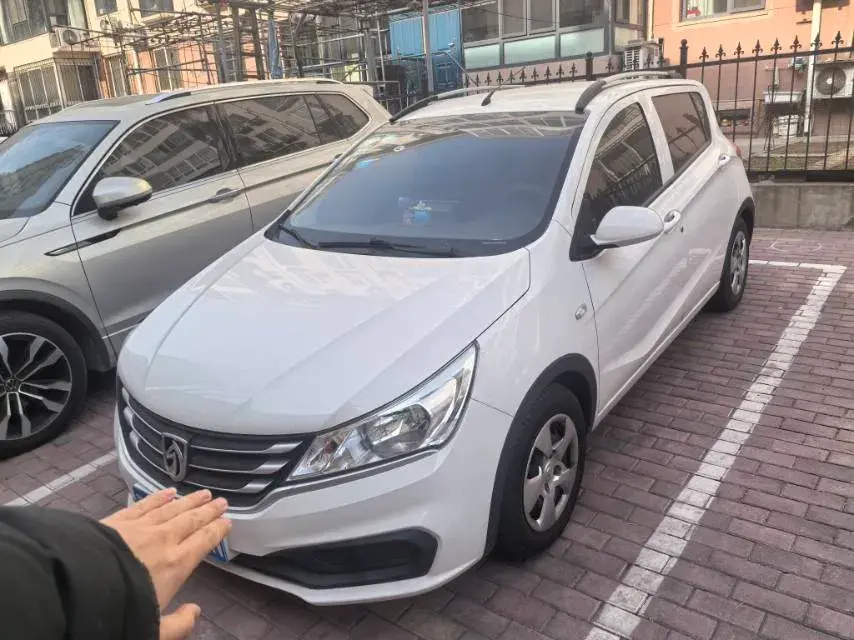 2016 BaoJun 310 1.2L 82HP L4 5MT
