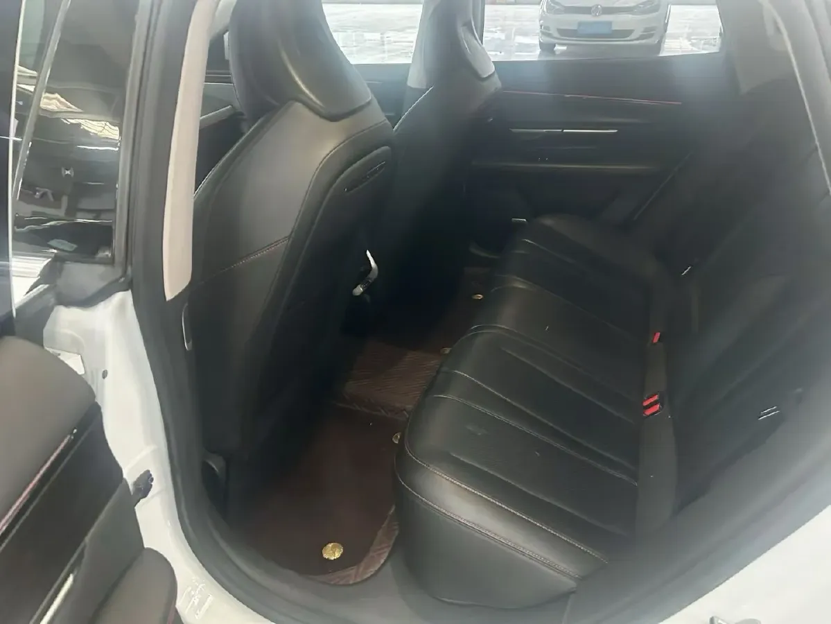 2022 Xpeng P7 BEV 83.1KWH,autocango,china used car exporter,china ev exporter,chinese used car exporter,chinese used ev exporter