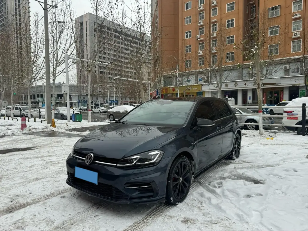 2018 Volkswagen Golf 1.4T 150HP L4 7DCT