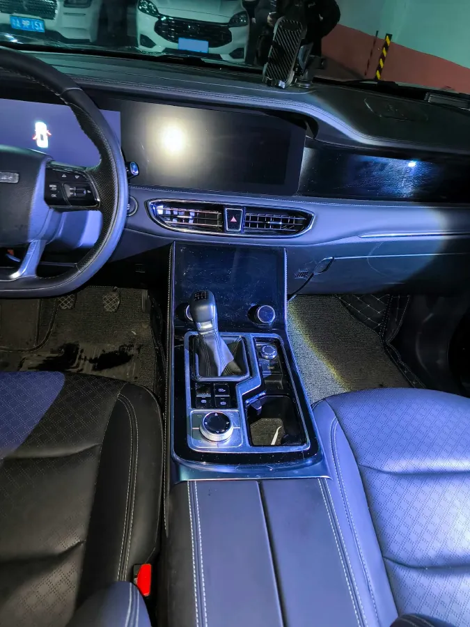 2021 Jetour X90 Plus 1.5T 156HP L4 6MT,autocango,china used car exporter,china ev exporter,chinese used car exporter,chinese used ev exporter