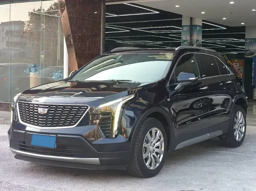 2022 Cadillac XT4 2.0T 237HP L4 9AT