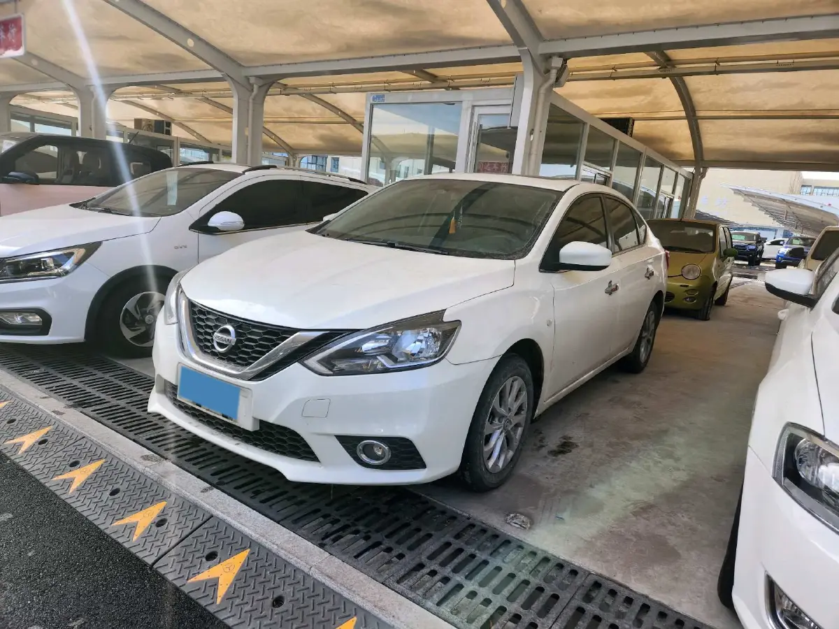 2022 Nissan Sylphy 1.6L 122HP L4 CVT