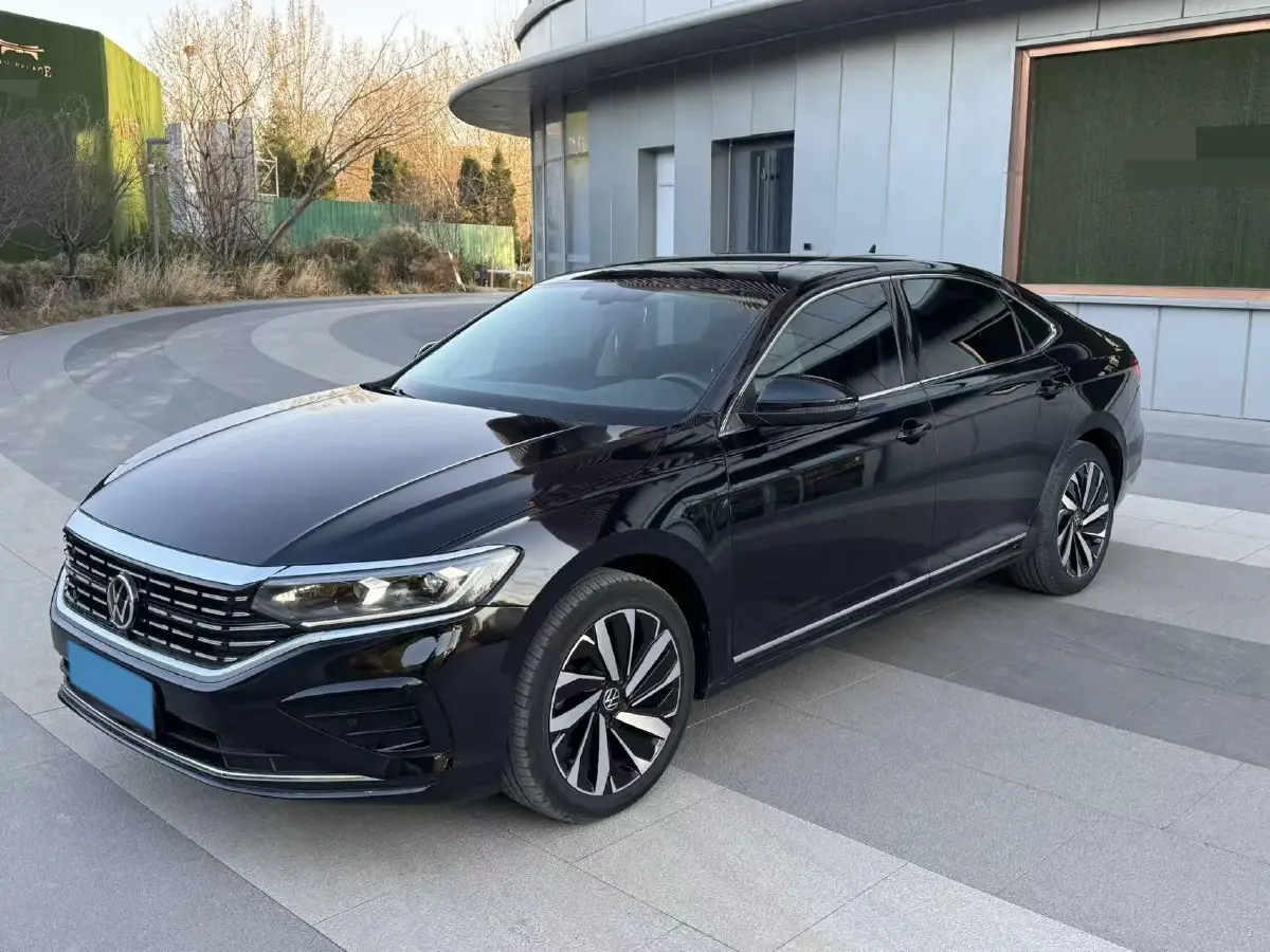 2021 Volkswagen Passat 2.0T 186HP L4 7DCT