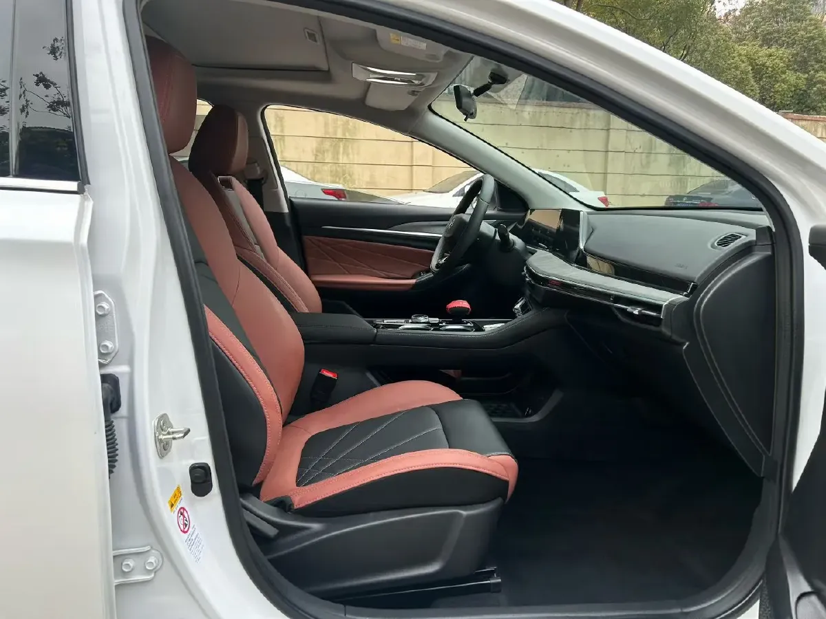 2022 ChangAn Eado 1.4T 160HP L4 7DCT,autocango,china used car exporter,china ev exporter,chinese used car exporter,chinese used ev exporter