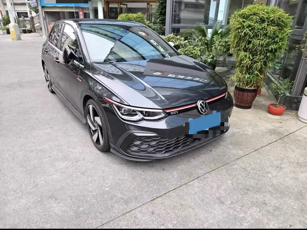 2021 Volkswagen GolfGTI 2.0T 220HP L4 7DCT,autocango,china used car exporter,china ev exporter,chinese used car exporter,chinese used ev exporter