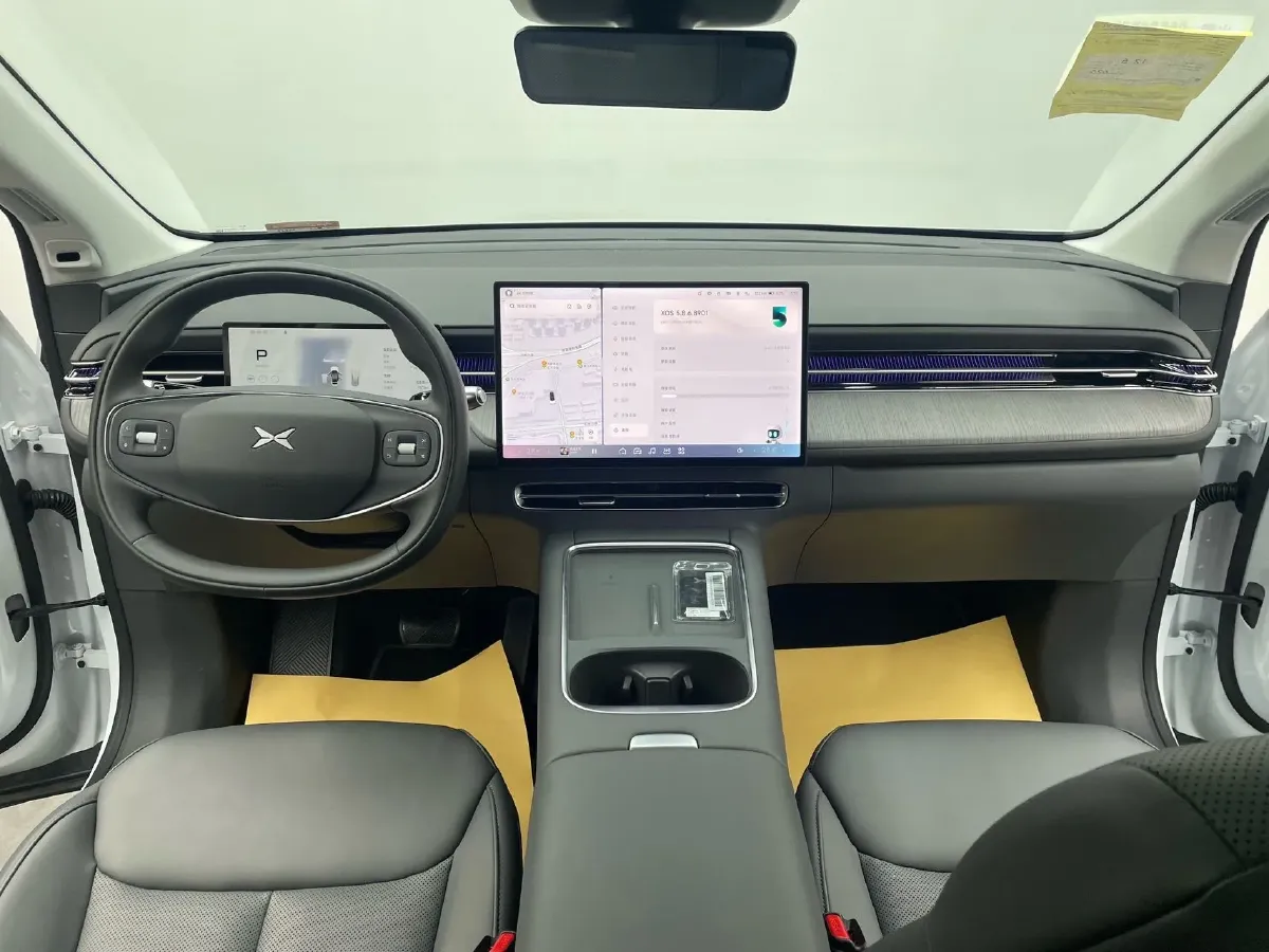 2025 Xpeng G6 BEV 68.5KWH,autocango,china used car exporter,china ev exporter,chinese used car exporter,chinese used ev exporter