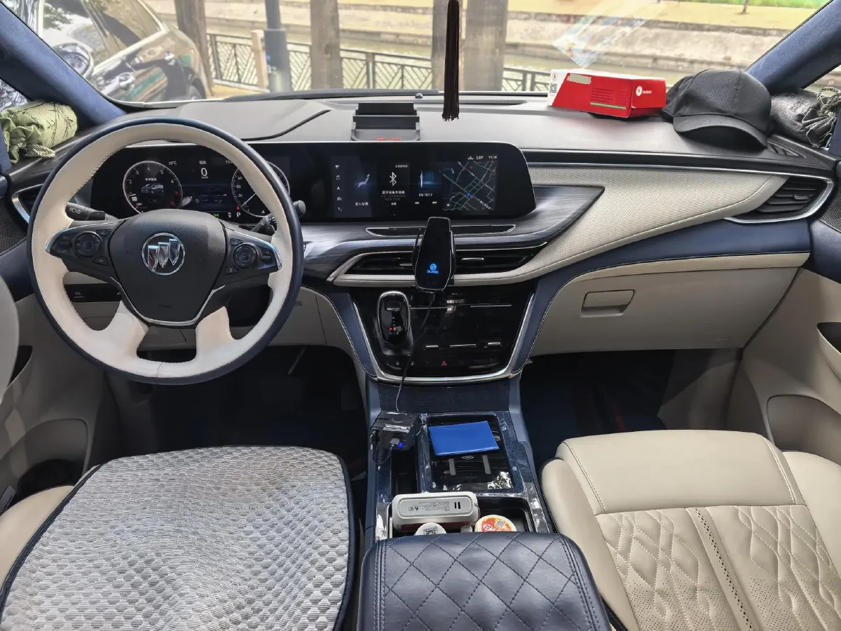 2020 Buick GL8 2.0T 237HP L4 9AT,autocango,china used car exporter,china ev exporter,chinese used car exporter,chinese used ev exporter
