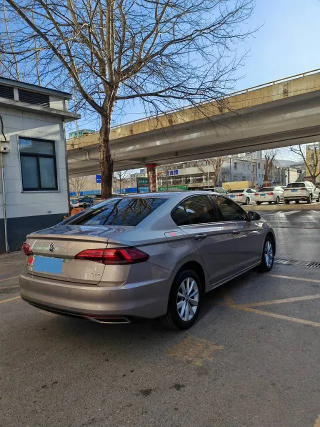 2019 Dongfeng RuiQi 6 2.4L 158HP L4 5MT,autocango,china used car exporter,china ev exporter,chinese used car exporter,chinese used ev exporter