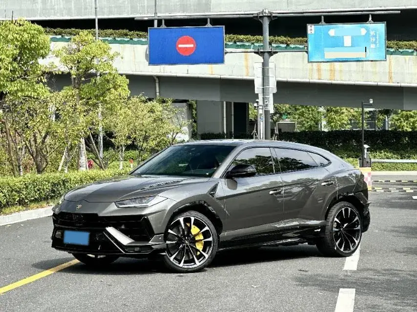 2023 Lamborghini Urus 4.0T 641HP V8 8AT