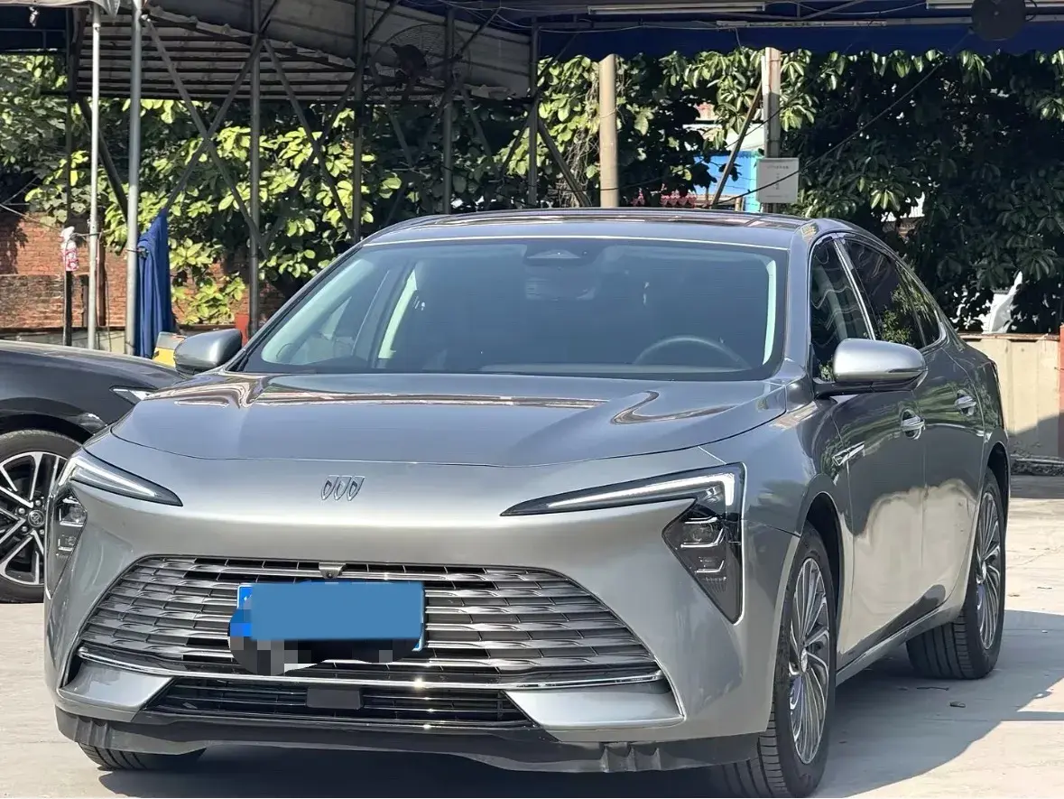 2023 Buick Larcosse 2.0T 237HP L4 9AT